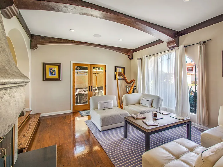 3852 W Mount Vernon Dr — Photo 32
