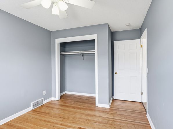 125 7th Ave SE APT 2