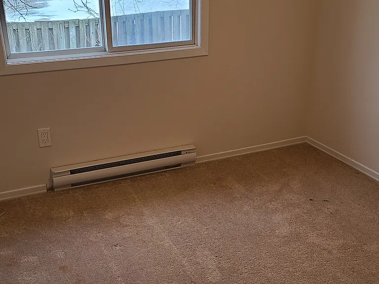 1216 Commissioners Rd W #11 — Photo 14
