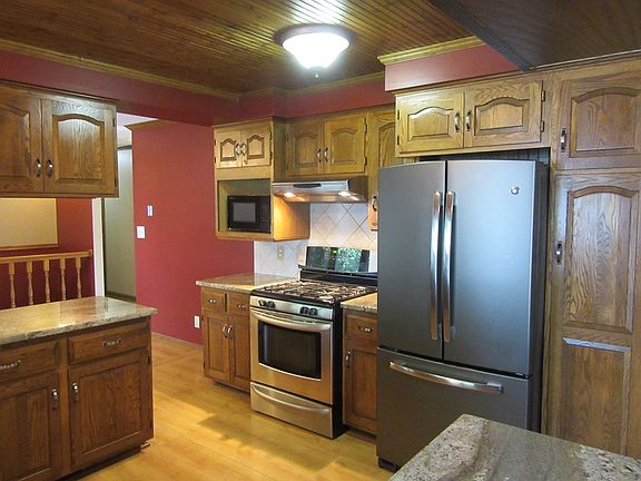 5th image of 3112 Kennedy Cir