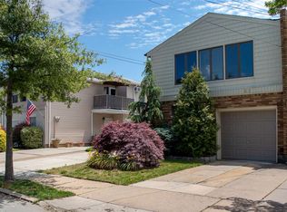 262 Lamoka Ave, Staten Island, NY 10308