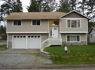 941 Dolphin St, Camano Island, WA 98282