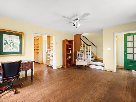 5th image of 426 Bigham St