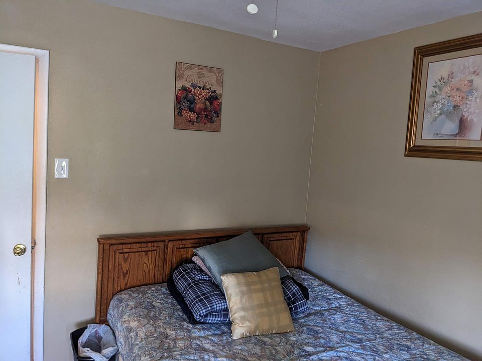 1st image of 4413 Hanover Dr