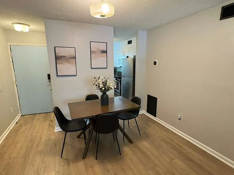 The Avery — Photo 11