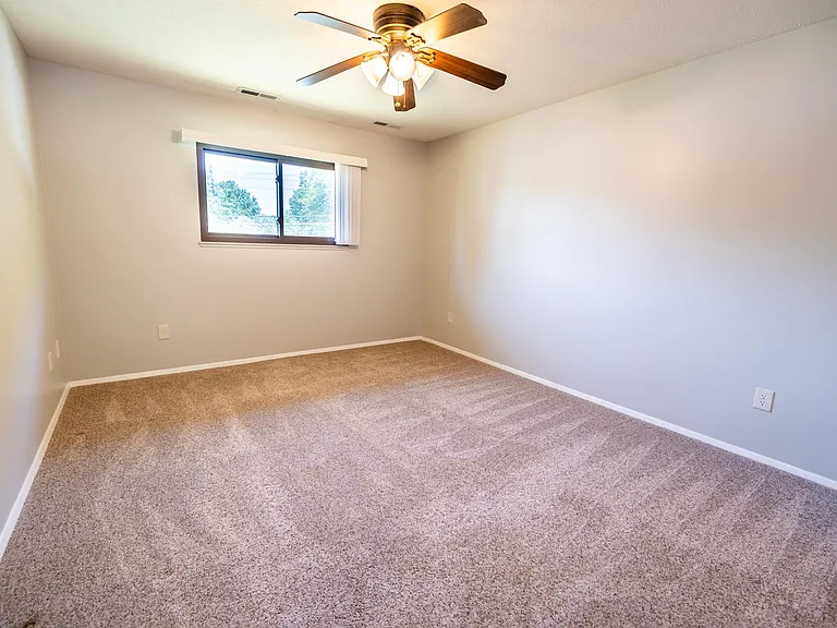 6415 Princeton Ct #G-201 — Photo 8