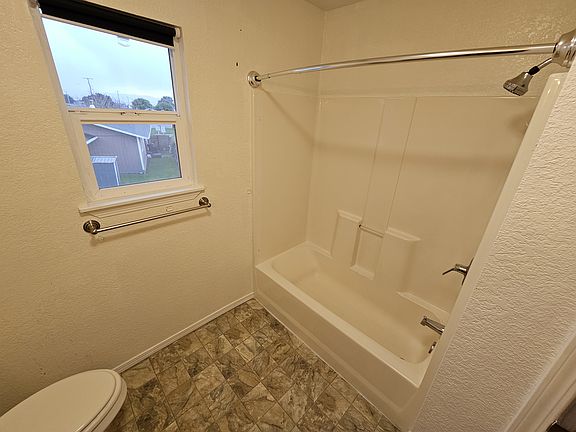 5th image of 1758 A St APT 3