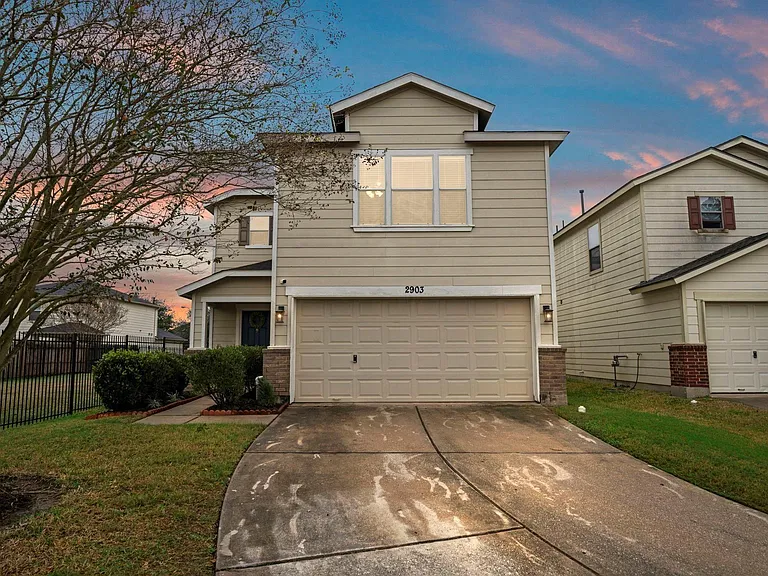 2903 Valiant Scene Ct — Photo 1
