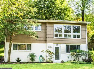 4022 Wexford Dr, Kensington, MD 20895