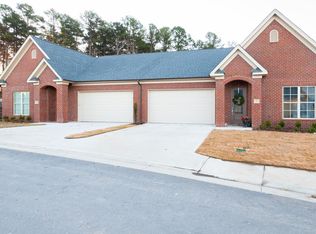 8 Chenal Village Cir #8, Little Rock, AR 72223
