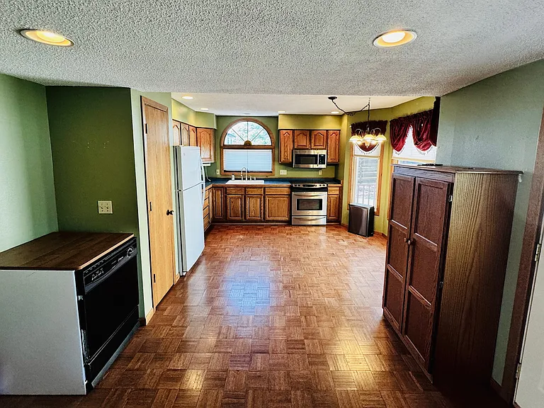 2109 Monte Vista Dr — Photo 4