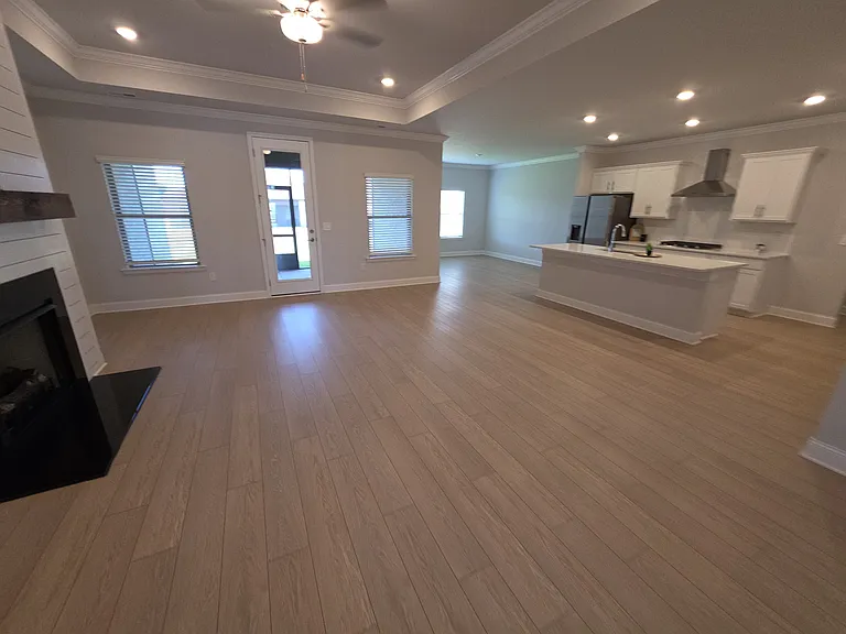 22635 Donahue Dr — Photo 20