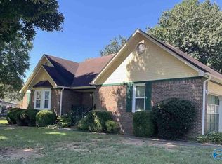 123 Shelly Ln, Huntsville, AL 35810