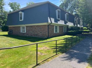 125 Kennedy Dr APT 9, South Burlington, VT 05403