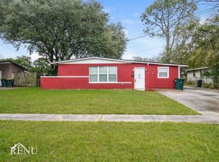 10864 Indies Dr N, Jacksonville, FL 32246