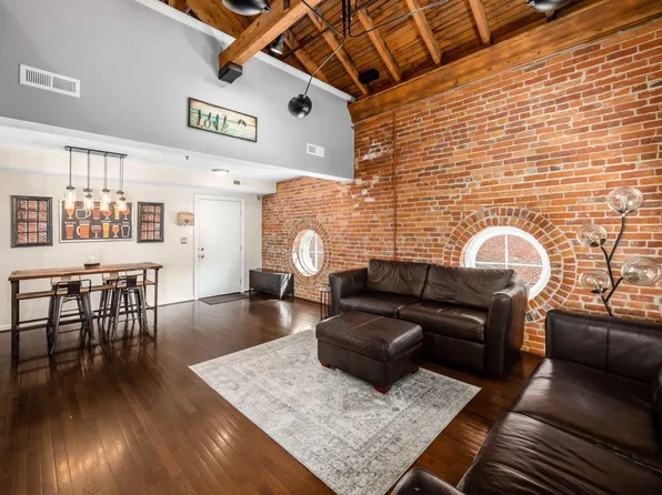 50 W Hoster St APT C, Columbus, OH 43215
