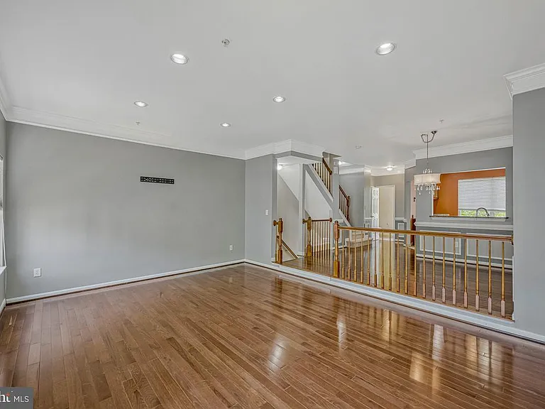 1815 Spanish Oak Ln — Photo 10
