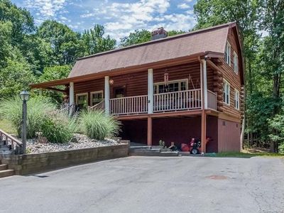 206 Greystone Ave, Bristol, CT, 06010