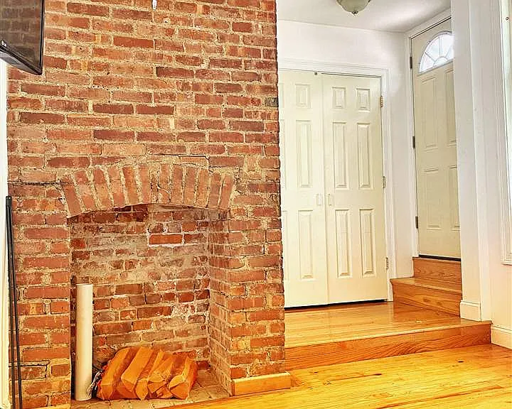 218 Newark Ave #1 — Photo 5