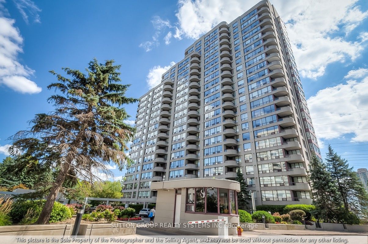 5765 Yonge St PENTHOUSE 407, Toronto, ON M2M 4H9 | MLS #C7007410 | Zillow