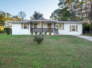 687 Dixon Rd, Jonesboro, GA 30238