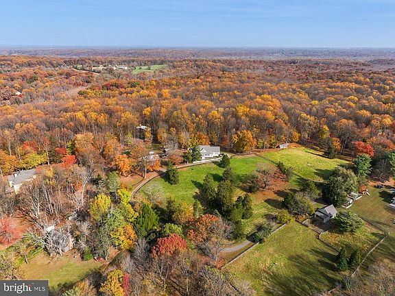 2nd image of 11208 W Montpelier Rd