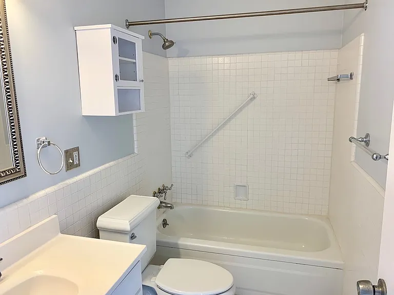 125 E Forteen Mile Rd #11 — Photo 13