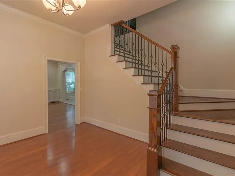 1371A Clermont Ave — Photo 11