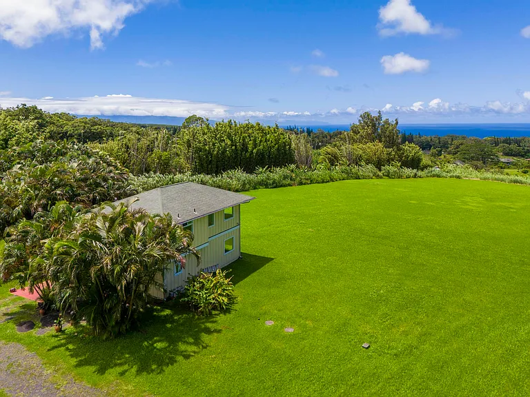 654 Kaupakalua Rd #81766 — Photo 1