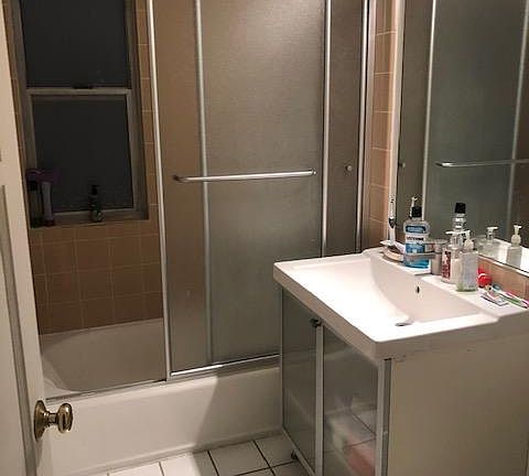 4th image of 2427 Centinela Ave #2427