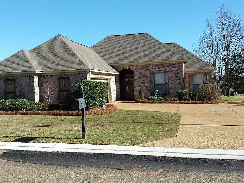 1st image of 503 Westfield Dr