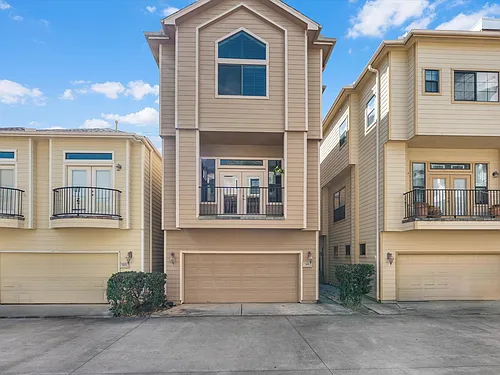 905 Garden Oaks Ter Photo 1