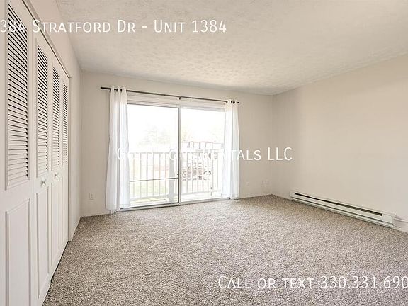 5th image of 1384 Stratford Dr Unit 1384