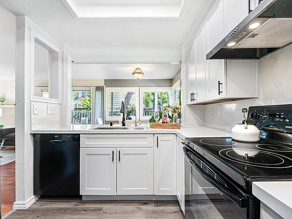 2nd image of 2401 Jubilee Ln