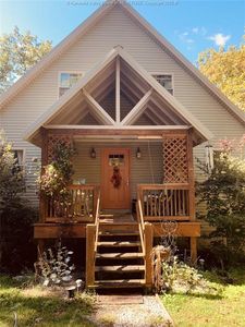 549 Random Rd, Ripley, WV, 25271
