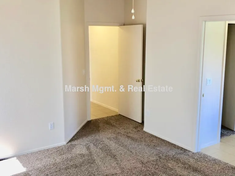 2791 E Terrace Ave — Photo 21