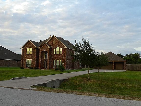 4th image of 8911 Tumblewood Dr