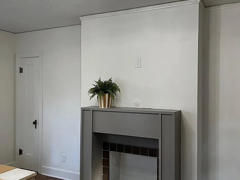 1415 S Knoxville Ave — Photo 3