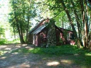 1940 S Simons Rd, Lake Leelanau, MI 49653