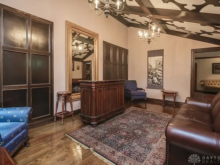 9548 Meadow Woods Ln — Photo 14