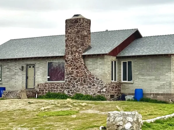 19859 Anahola Rd, Helendale, CA 92342