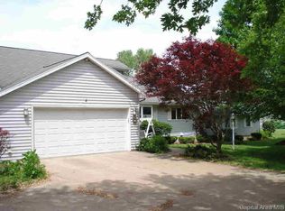 1849 S Lake Storey Rd, Galesburg, IL 61401