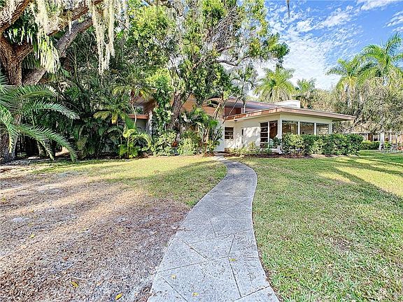 5th image of 709 Indian Beach Ln