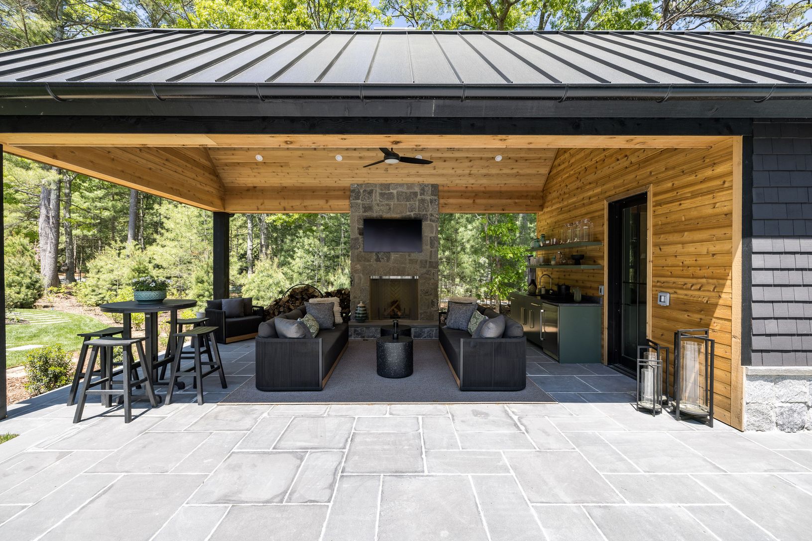  Fully Equipped Pool House