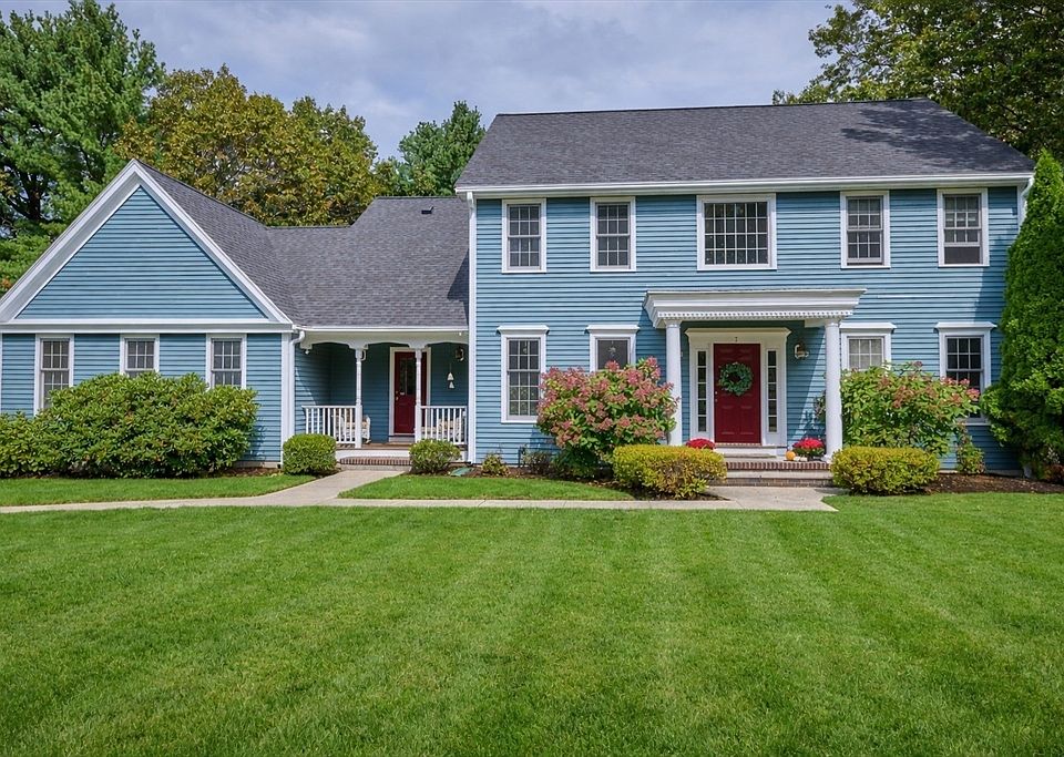 1st image of 7 James Ave