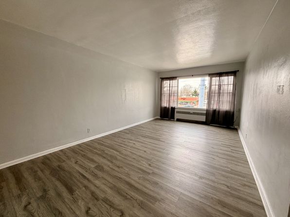417 N Dixie Way #2