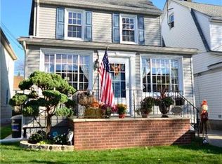 8903 249th St, Bellerose, NY