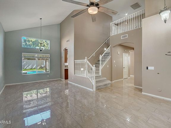 3rd image of 8208 W QUAIL Avenue