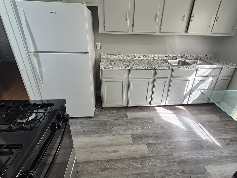 12744 Longview St #2 — Photo 16