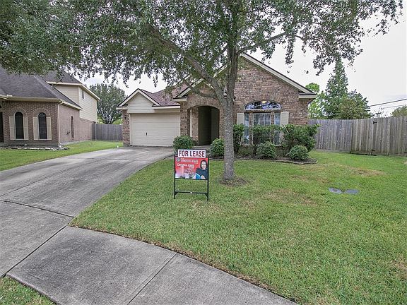 3rd image of 2214 Stoney Brook Dr
